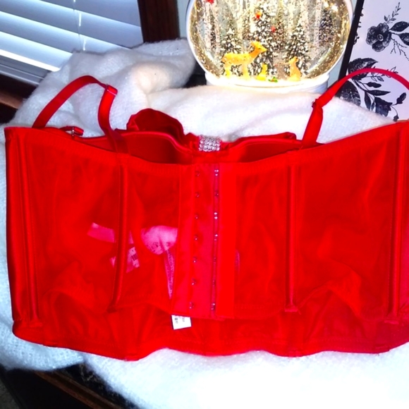 NWT FREE box/Victoria Secret bralette bustier GREAT for a CHRISTMAS gift!! - Picture 5 of 8